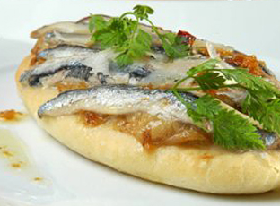 Przepis na boczniaki i anchois smazone z czosnkiem i chili